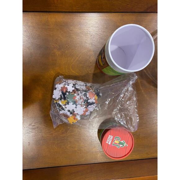 NIB Elf Will Ferrell 500 Pieces‎ Jigsaw Puzzle Sealed Pieces Stocking Size - Picture 2 of 4